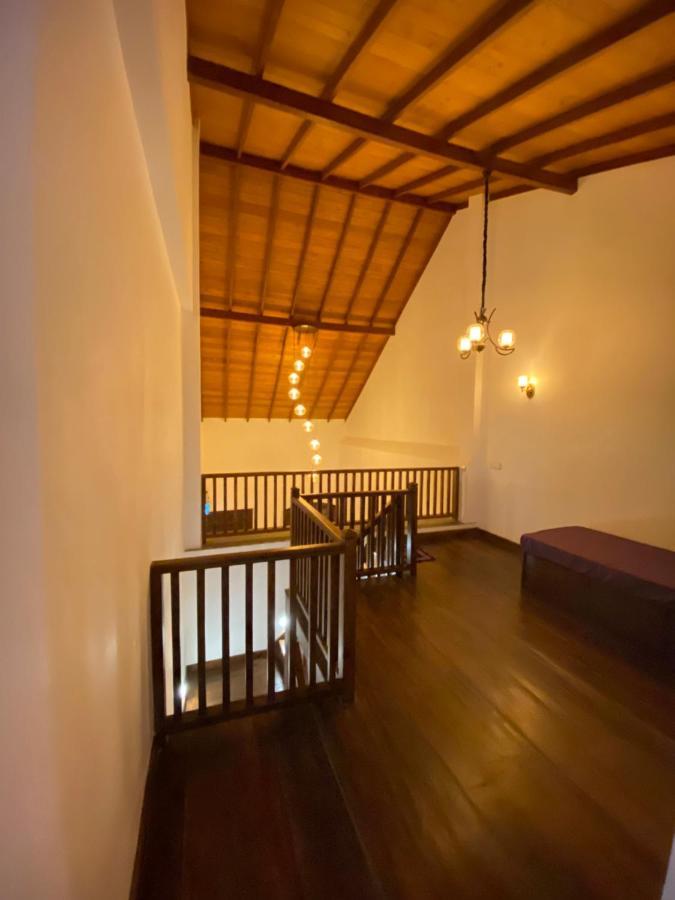 The Dutch Boutique Bed & Breakfast Galle Exterior photo
