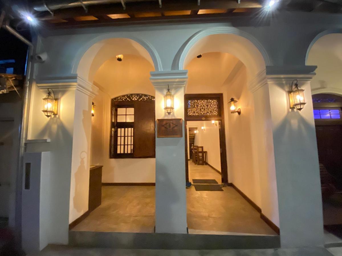 The Dutch Boutique Bed & Breakfast Galle Exterior photo