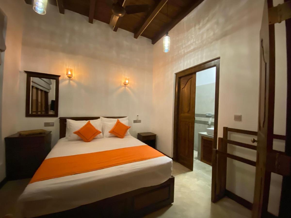The Dutch Boutique Bed & Breakfast Galle Exterior photo