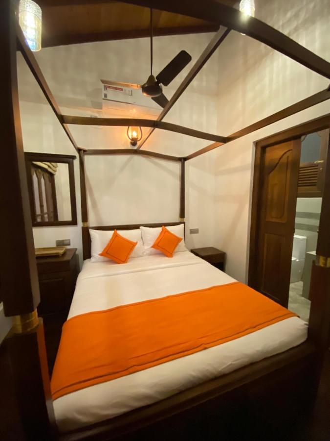 The Dutch Boutique Bed & Breakfast Galle Exterior photo