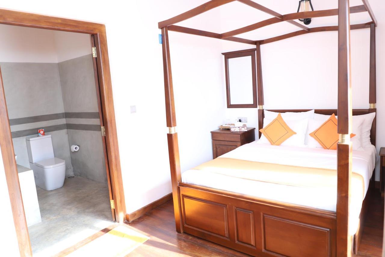 The Dutch Boutique Bed & Breakfast Galle Exterior photo